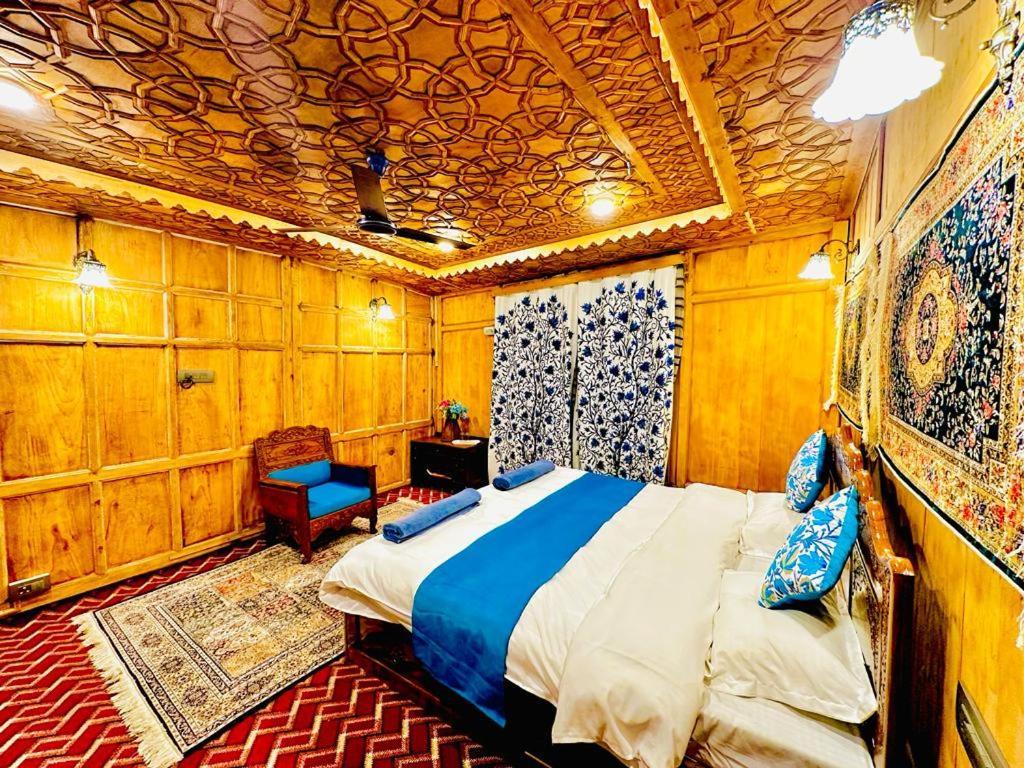 New Zealand Group Of Houseboats Hotel Srinagar  Exterior photo